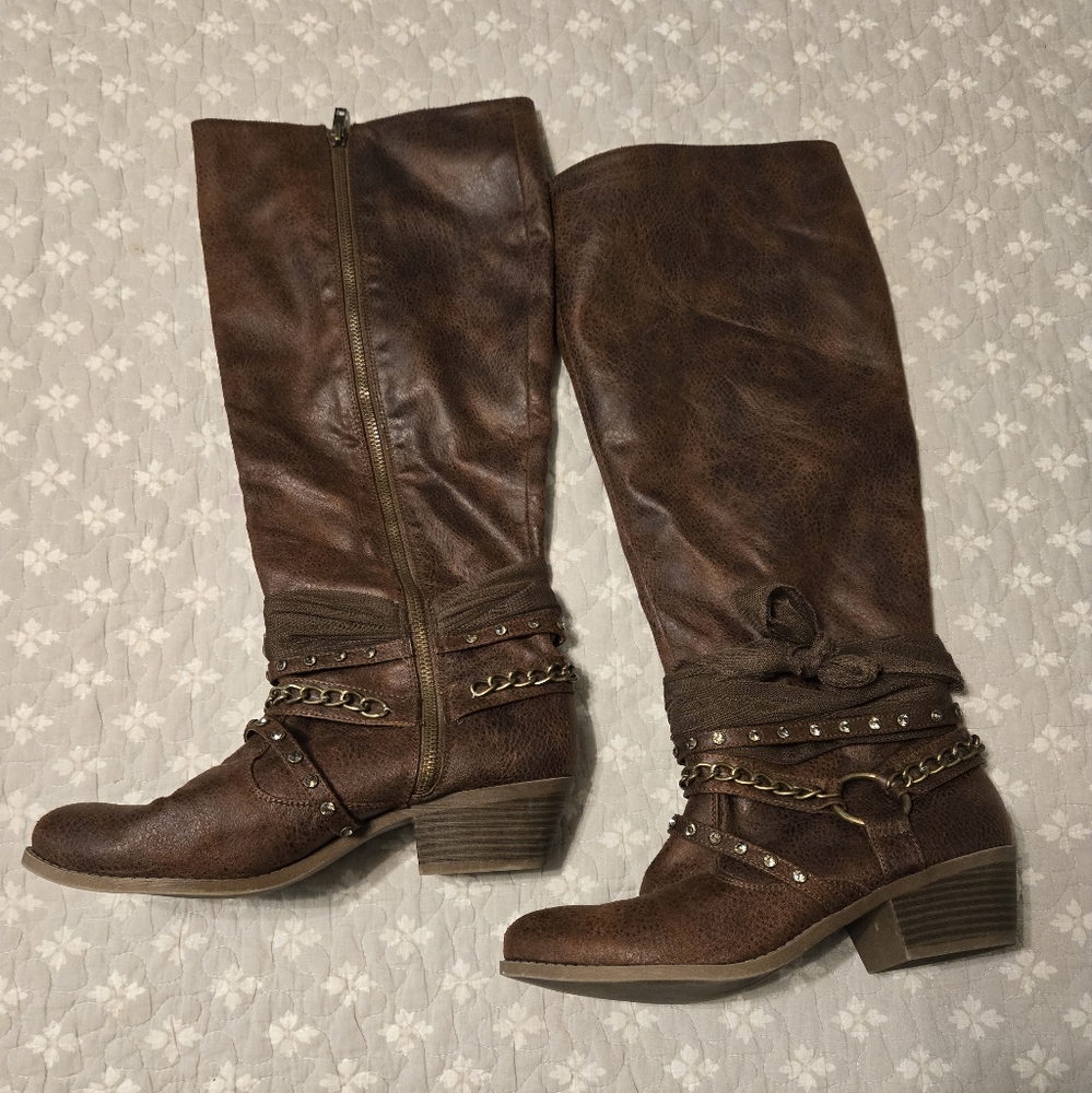 Knee high western boots size 9.5